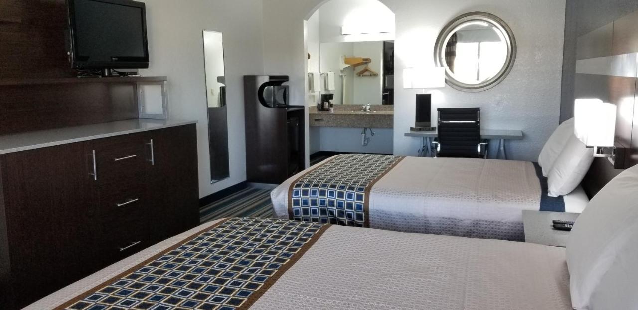 Homebridge Inn And Suites Beaumont Luaran gambar